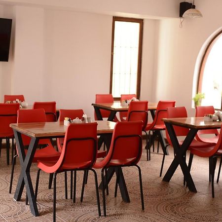 Hostal Tayta Wasi クスコ エクステリア 写真